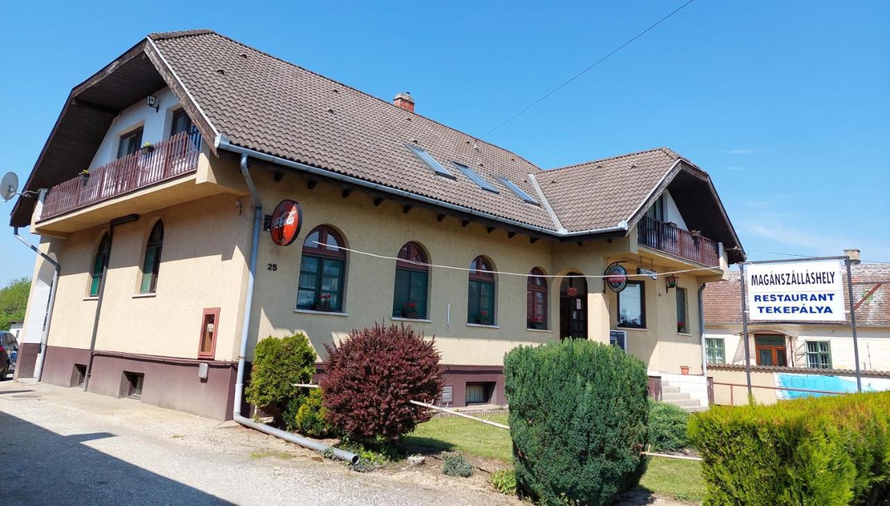 Teke Panzio Bed & Breakfast Körmend Exterior foto